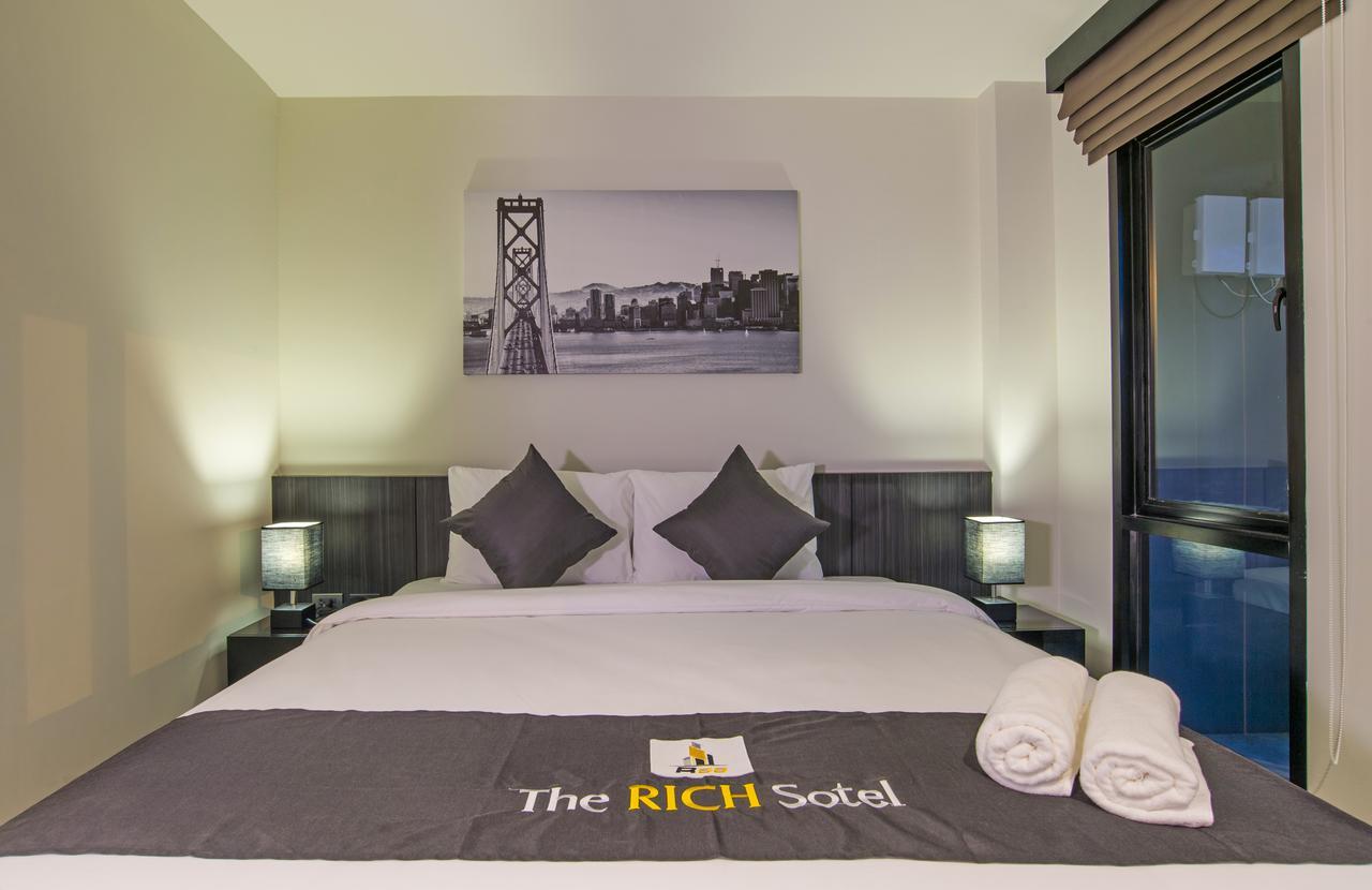 קראבי The Rich Sotel מראה חיצוני תמונה